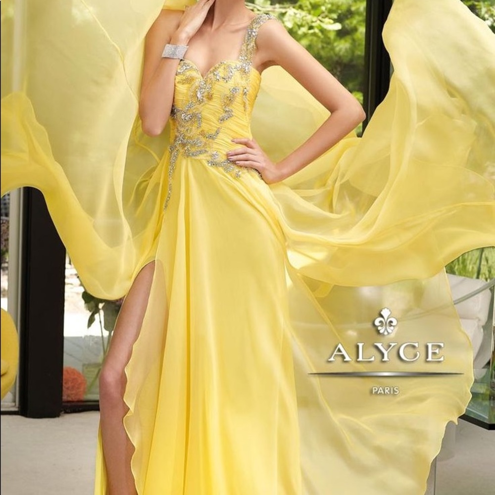 yellow prom dress